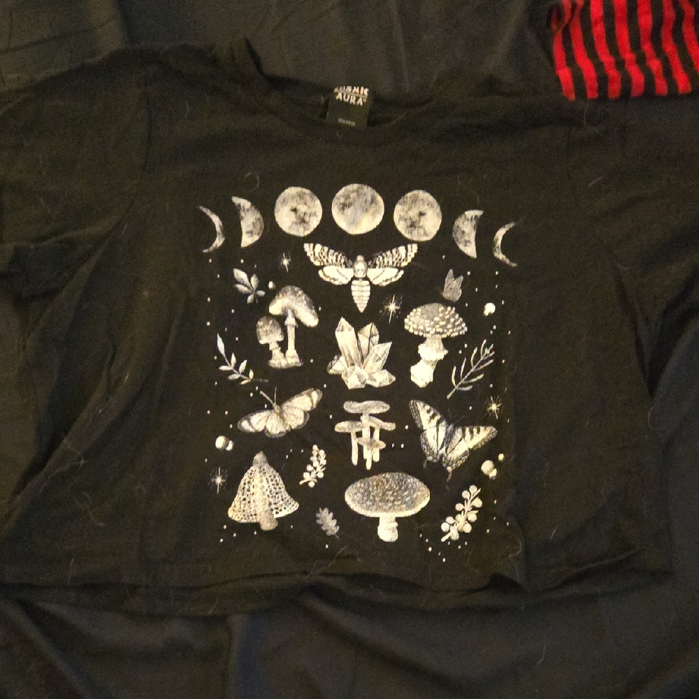 Black Cropped Shirt with Moon and Nature Print